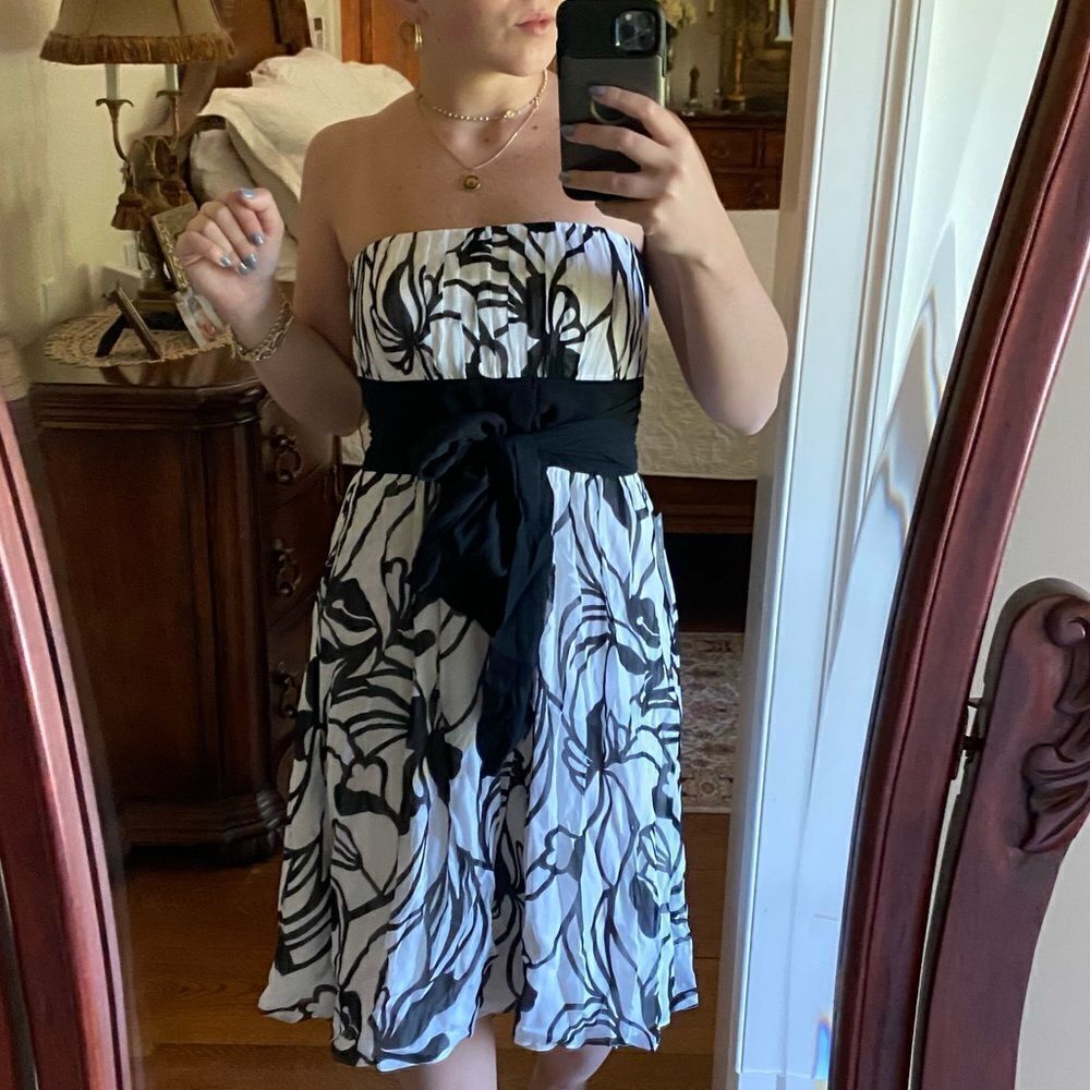 Black and White printed dress with attached belt